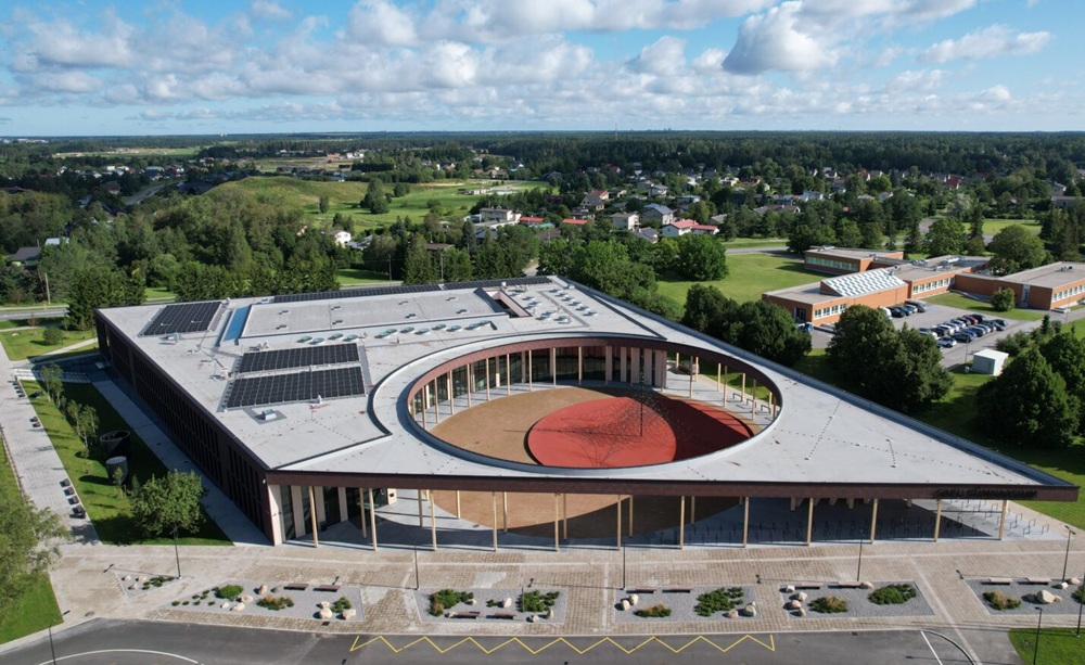 Saku Gümnaasiumi uus koolihoone TÄPP — 2025. aastal valminud, arhitektuuripreemiaga koolimaja Saku vallas